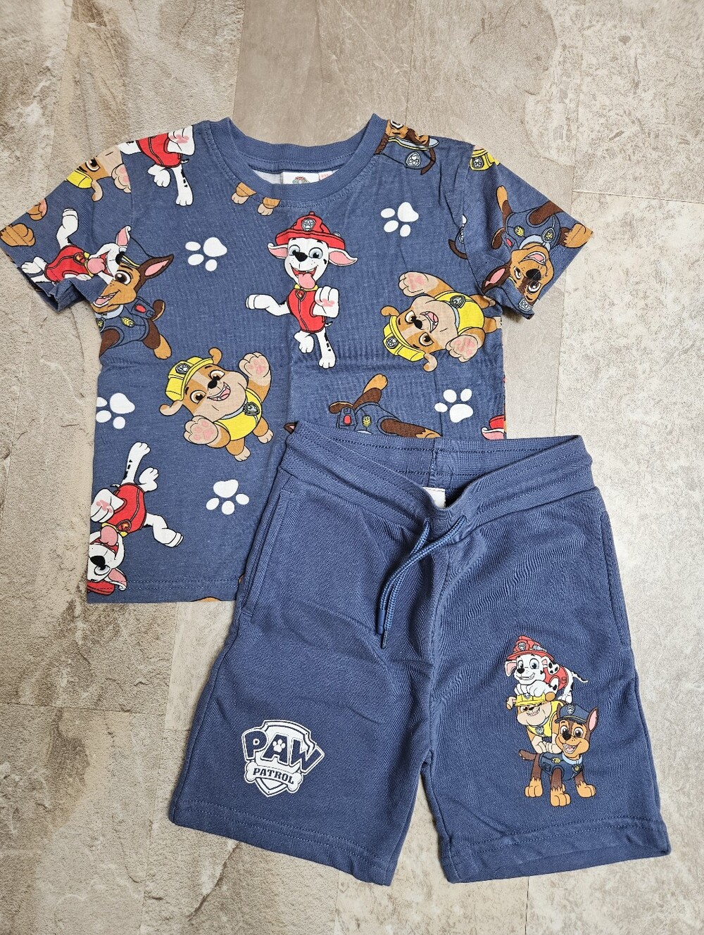 Paw Patrol Outfit. Size 4-5. NWOT.